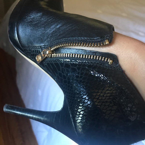 Michael Kors Ankle boots/booties 7M - Picture 4 of 7